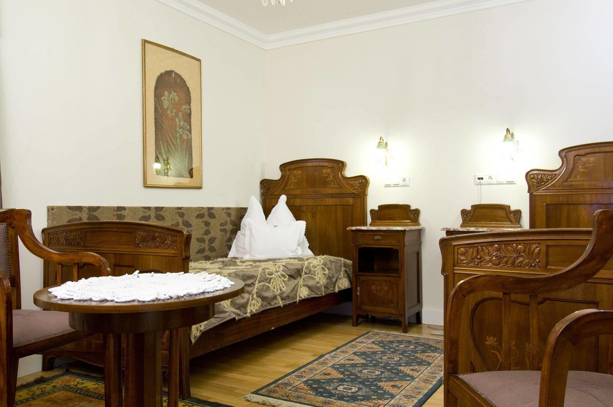 Hotel Boutique Szarcsa
